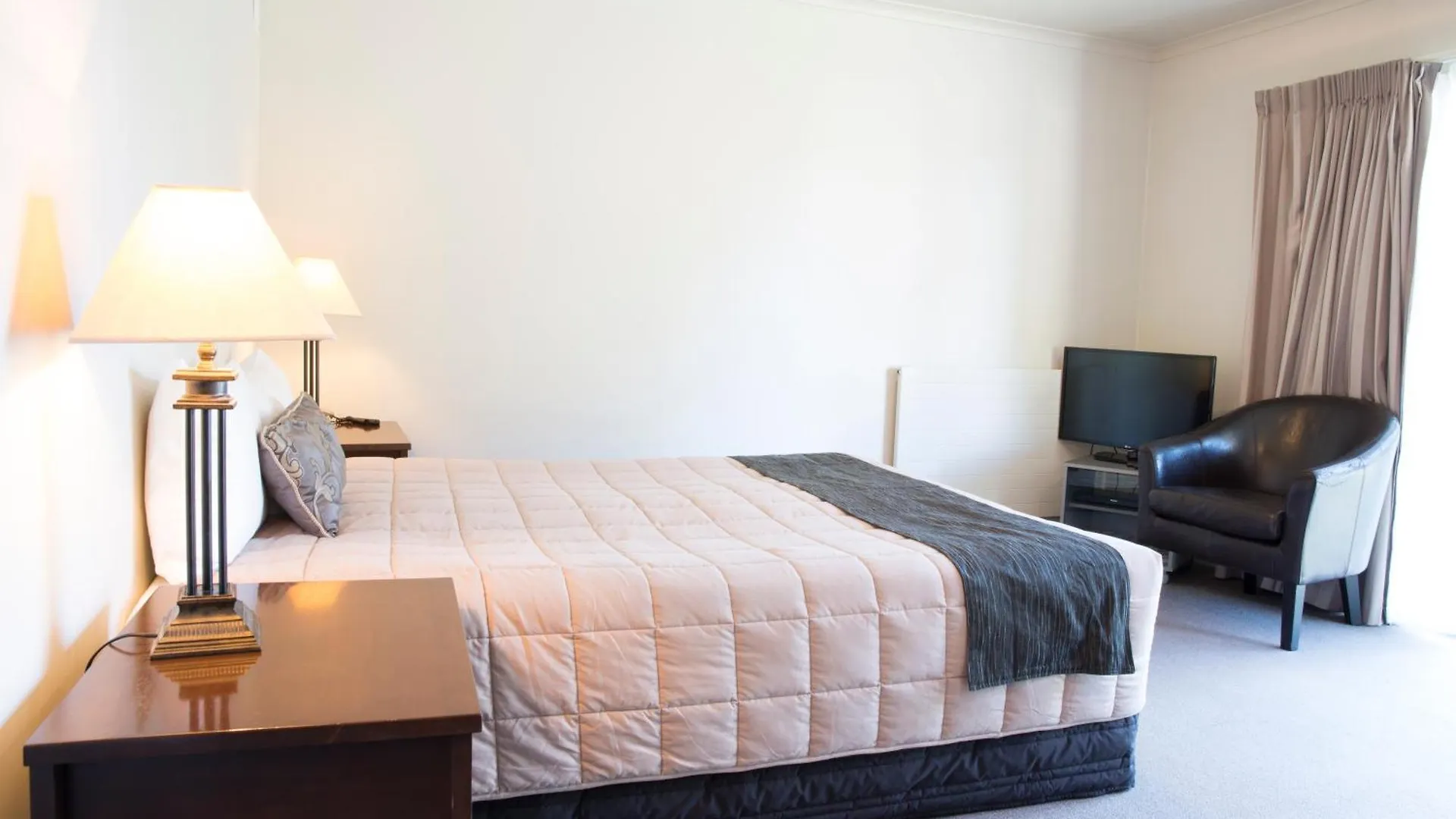 Executive On Fenton Motel Rotorua 4*,  New Zealand